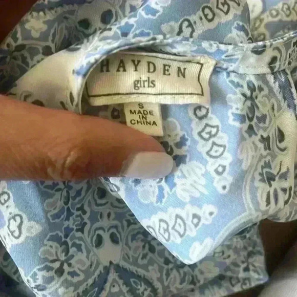 HAYDEN LA girl's bandana print belted romper in blue sz small - Picture 8 of 8